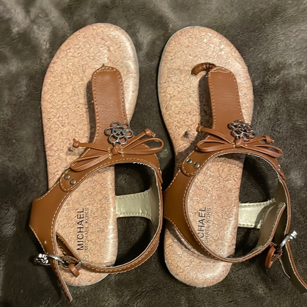 Michael Kors girls brown sandals sz 2 used